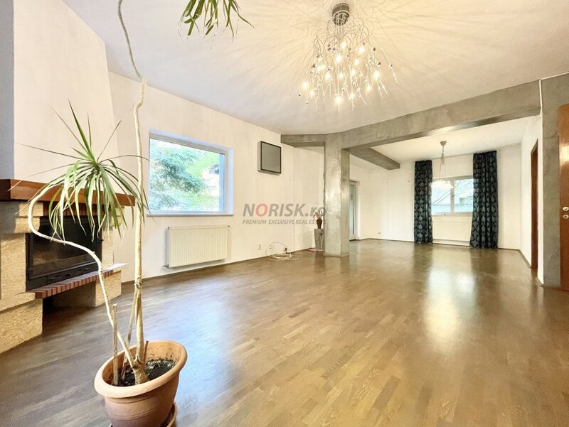 Vila 7 camere 260 mp, - nordul capitalei, eleganta, liniste, 500 mp teren
