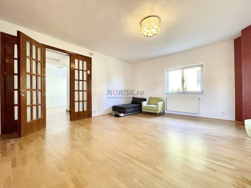 Vila 7 camere 260 mp, - nordul capitalei, eleganta, liniste, 500 mp teren